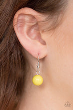 Load image into Gallery viewer, Brazilian Bay - Paparazzi Yellow Necklace - BlingbyAshleyNicole