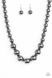 Glamour Glare - Paparazzi Black Necklace - BlingbyAshleyNicole