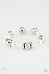 Camera Chic | Paparazzi White Bracelet - BlingbyAshleyNicole