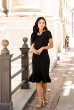 Load image into Gallery viewer, Empire State Empress - Paparazzi White Necklace - BlingbyAshleyNicole