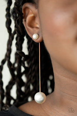 Extended Elegance | Paparazzi Gold Earrings - BlingbyAshleyNicole