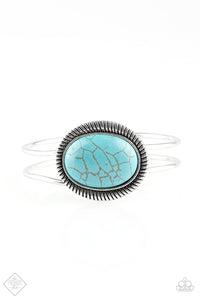 FRONTIER and Center - Paparazzi Blue Bracelet - BlingbyAshleyNicole