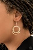 Load image into Gallery viewer, Metro Eclipse - Paparazzi Gold Necklace - BlingbyAshleyNicole